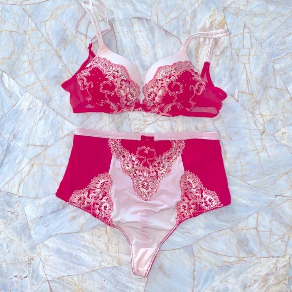 32A Bra + Small Bombshell Matching Set 2 Piece Seduction Pink Swarovski